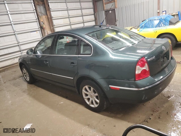 2004 Volkswagen Passat Sedan GLS with VIN WVWPE63B14E346132, listed as a Copart auction lot 87156354 with 70,719 mi miles and Salvage Title. Bid and sale history available at carsss.com. Image 2.