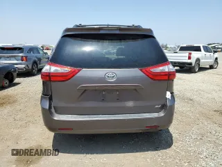 2018 Toyota Sienna XLE Auto Access Seat with VIN 5TDYZ3DC2JS915820, listed as a Copart auction lot 62130445 with 146,607 mi miles and Salvage title. Bid and sale history available at DreamBid. Image 6.