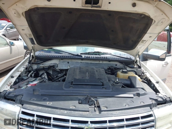 2007 Lincoln Navigator with VIN 5LMFU27537LJ00381, listed as a IAAI auction lot 42666845 with 168,068 mi miles and . Bid and sale history available at DreamBid. Image 10.