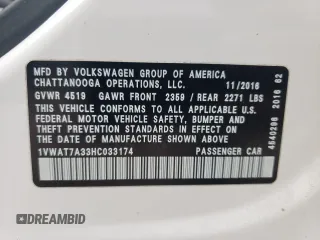 2017 Volkswagen Passat S z VIN 1VWAT7A33HC033174, wystawiony jako Copart lot #57341605 z przebiegiem 197 560 mil mil oraz Szkoda całkowita • Salvage title. Historia ofert i sprzedaży dostępna na DreamBid. Obrazek 13.