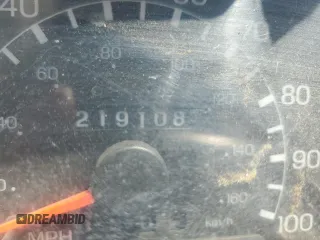 1999 Ford F-250 XL with VIN 1FTNF21FXXEB26561, listed as a Copart auction lot 54303275 with 219,108 mi miles and Salvage title. Bid and sale history available at DreamBid. Image 9.