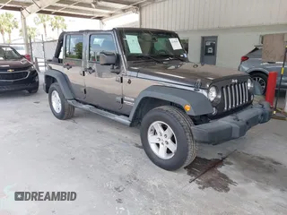 2017 Jeep Wrangler Unlimited Sport z VIN 1C4BJWDG3HL599194, wystawiony jako IAAI lot #42189483 z przebiegiem 143 724 mil mil oraz . Historia ofert i sprzedaży dostępna na DreamBid. Obrazek 1.