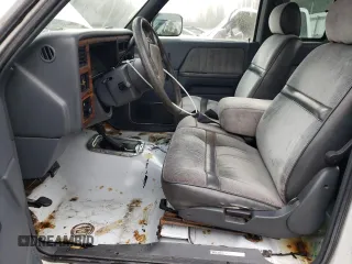 1993 Dodge Dakota with VIN 1B7GG23XXPS129182, listed as a Copart auction lot 88786935 with 176,015 mi miles and Salvage Title. Bid and sale history available at carsss.com. Image 7.