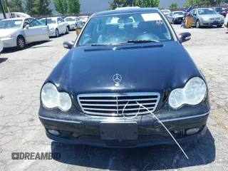 2007 Mercedes-Benz C 230 Sport z VIN WDBRF52HX7F888302, wystawiony jako IAAI lot #42539712 z przebiegiem 151 263 mil mil oraz . Historia ofert i sprzedaży dostępna na DreamBid. Obrazek 6.