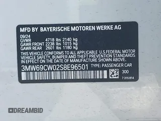 2025 BMW 3 Series 330i with VIN 3MW69CW02S8E96501, listed as a IAAI auction lot 41501968 with 10,864 mi miles and . Bid and sale history available at carsss.com. Image 9.