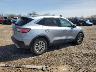 2022 Ford Escape SE with VIN 1FMCU9G67NUA35257, listed as a Copart auction lot 51756495 with 22,918 mi miles and Salvage Title. Bid and sale history available at DreamBid. Image 3.