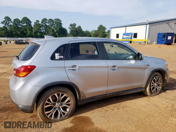 2017 Mitsubishi Outlander ES z VIN JA4AP3AUXHZ065264, wystawiony jako Copart lot #62930545 z przebiegiem 242 011 mil mil oraz Szkoda całkowita • Salvage title. Historia ofert i sprzedaży dostępna na DreamBid. Obrazek 3.
