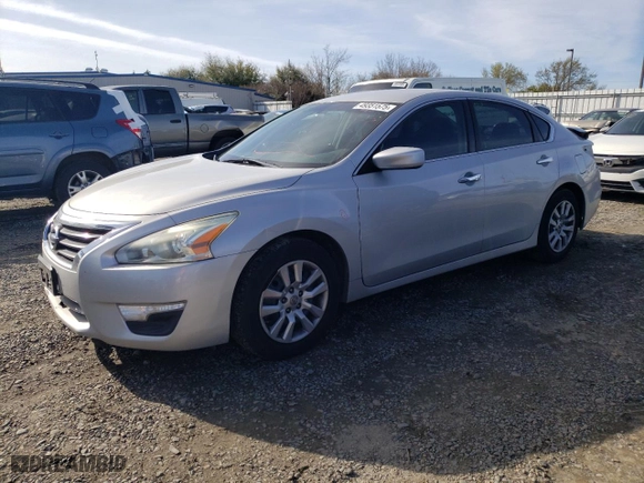 2015 Nissan Altima 2.5 S with VIN 1N4AL3AP4FN384049, listed as a Copart auction lot 49351575 with 187,843 mi miles and Salvage Title. Bid and sale history available at carsss.com. Image 1.