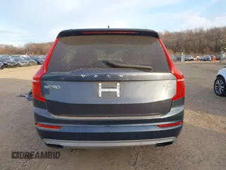 2020 Volvo XC90 Momentum z VIN YV4102CK9L1606826, wystawiony jako IAAI lot #41281218 z przebiegiem 47 122 mil mil oraz . Historia ofert i sprzedaży dostępna na DreamBid. Obrazek 16.