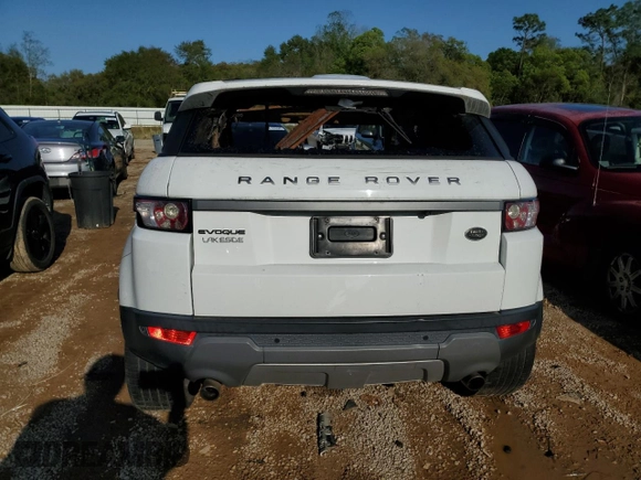 2015 Land Rover Range Rover Evoque Pure Premium with VIN SALVR2BG4FH037105, listed as a Copart auction lot 51219495 with Not provided miles and Non repairable. Bid and sale history available at DreamBid. Image 6.