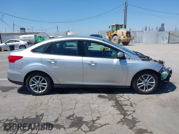 2017 Ford Focus SE с VIN 1FADP3F2XHL308915, выставлен на аукционе IAAI как лот 42673900 с пробегом 68 407 миль миль и . История ставок и продаж доступна на DreamBid. Изображение 14.