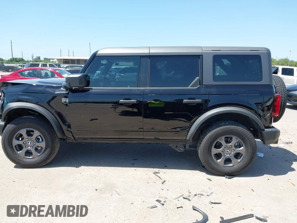2024 Ford Bronco Big Bend z VIN 1FMDE7BH5RLA53797, wystawiony jako IAAI lot #41920749 z przebiegiem 13 399 mil mil oraz . Historia ofert i sprzedaży dostępna na DreamBid. Obrazek 14.