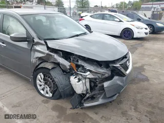 2016 Nissan Sentra SR with VIN 3N1AB7AP5GL648839, listed as a IAAI auction lot 41913304 with 122,771 mi miles. Bid and sale history available at carsss.com. Image 6.