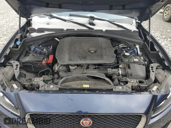 2017 Jaguar F-Pace 20d Premium with VIN SADCJ2BN4HA488443, listed as a Copart auction lot 48013475 with 98,176 mi miles and Clean Title. Bid and sale history available at DreamBid. Image 12.