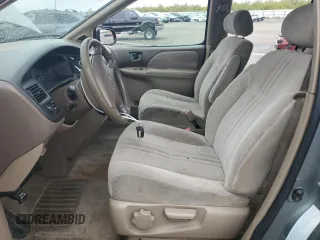 2000 Toyota Sienna LE with VIN 4T3ZF13C2YU217185, listed as a Copart auction lot 82407944 with 244,381 mi miles and Salvage Title. Bid and sale history available at carsss.com. Image 7.