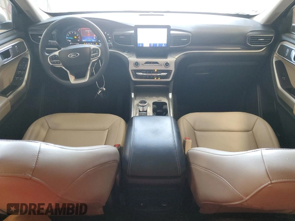 2022 Ford Explorer XLT with VIN 1FMSK7DHXNGC09512, listed as a Copart auction lot 53540175 with 32,614 mi miles and Salvage title. Bid and sale history available at DreamBid. Image 8.