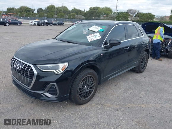 2022 Audi Q3 S line Premium Plus with VIN WA1EECF32N1071447, listed as a IAAI auction lot 41772286 with 86,187 mi miles. Bid and sale history available at carsss.com. Image 17.