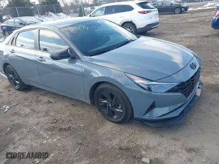 2023 Hyundai Elantra Preferred with VIN KMHLM4AG2PU409832, listed as a IAAI auction lot 41412944 with 27,172 mi miles. Bid and sale history available at carsss.com. Image 1.