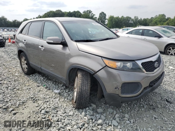 2013 Kia Sorento LX with VIN 5XYKT3A14DG386074, listed as a Copart auction lot 59879935 with 163,427 mi miles and Salvage title. Bid and sale history available at DreamBid. Image 4.
