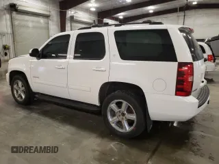 2011 Chevrolet Tahoe LT z VIN 1GNSKBE04BR366265, wystawiony jako Copart lot #55058045 z przebiegiem 136 971 mil mil oraz Szkoda całkowita • Salvage title. Historia ofert i sprzedaży dostępna na DreamBid. Obrazek 2.