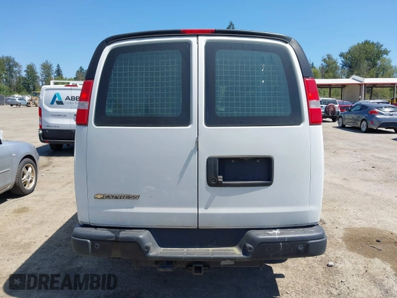 2020 Chevrolet Express Cargo с VIN 1GCWGAFG1L1160788, выставлен на аукционе IAAI как лот 42772328 с пробегом 115 254 миль миль и . История ставок и продаж доступна на DreamBid. Изображение 16.