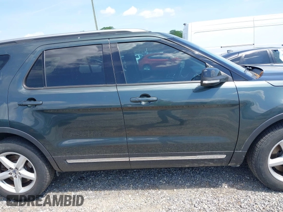 2016 Ford Explorer XLT with VIN 1FM5K8D84GGB08522, listed as a IAAI auction lot 42138258 with 103,005 mi miles and . Bid and sale history available at carsss.com. Image 13.