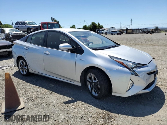 2018 Toyota Prius Two z VIN JTDKARFU3J3550801, wystawiony jako Copart lot #57625935 z przebiegiem 48 502 mil mil oraz Szkoda całkowita • Salvage title. Historia ofert i sprzedaży dostępna na DreamBid. Obrazek 4.