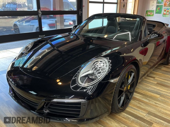 2017 Porsche 911 Carrera S with VIN WP0CB2A95HS155224, listed as a Copart auction lot 88132405 with 29,460 mi miles and Clean Title. Bid and sale history available at carsss.com. Image 2.