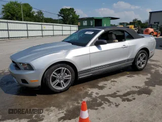 2010 Ford Mustang V6 с VIN 1ZVBP8EN5A5175479, выставлен на аукционе Copart как лот 59684445 с пробегом 106 508 миль миль и Списание • Salvage title. История ставок и продаж доступна на DreamBid. Изображение 1.