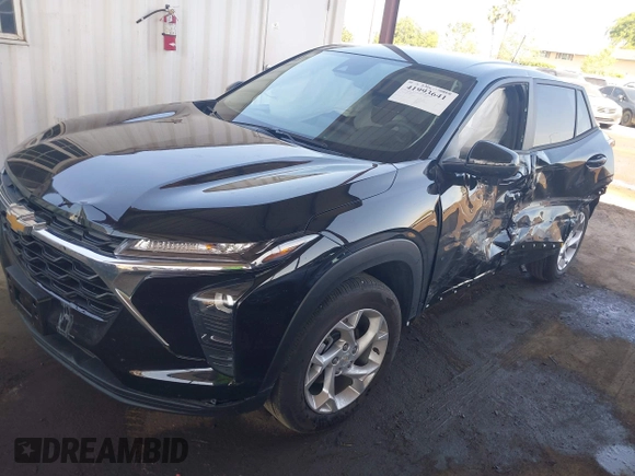2025 Chevrolet Trax LS with VIN KL77LFEP8SC083660, listed as a IAAI auction lot 41993641 with 6,667 mi miles and . Bid and sale history available at DreamBid. Image 17.