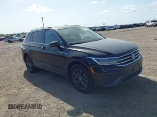 2024 Volkswagen Tiguan SE with VIN 3VVNB7AXXRM031028, listed as a IAAI auction lot 41832841 with 16,170 mi miles and . Bid and sale history available at DreamBid. Image 13.