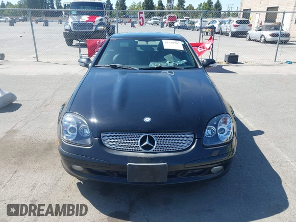 2004 Mercedes-Benz SLK 230/320 z VIN WDBKK65FX4F308099, wystawiony jako IAAI lot #42320907 z przebiegiem 173 122 mil mil oraz . Historia ofert i sprzedaży dostępna na DreamBid. Obrazek 12.