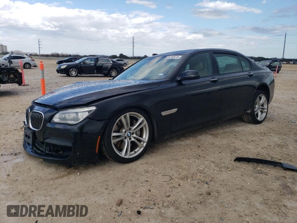 2015 BMW 7 Series 750Li with VIN WBAYE8C50FD782454, listed as a Copart auction lot 85290474 with 0 mi miles and Salvage Title. Bid and sale history available at carsss.com. Image 1.
