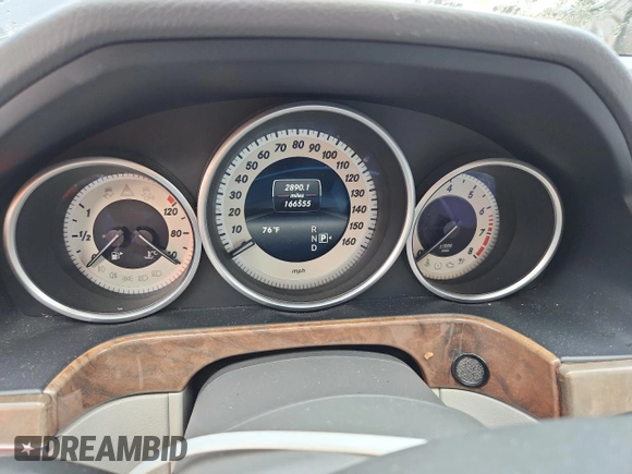 2014 Mercedes-Benz E 350 Sport with VIN WDDHF5KBXEA872156, listed as a Copart auction lot 60892695 with 166,555 mi miles and Salvage title. Bid and sale history available at DreamBid. Image 9.