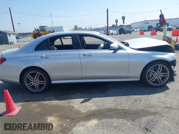 2019 Mercedes-Benz E-Class E 300 with VIN WDDZF4JB9KA582874, listed as a IAAI auction lot 41855689 with 42,445 mi miles. Bid and sale history available at carsss.com. Image 12.