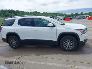2017 GMC Acadia SLT z VIN 1GKKNMLS3HZ190239, wystawiony jako IAAI lot #42283162 z przebiegiem 170 117 mil mil oraz . Historia ofert i sprzedaży dostępna na DreamBid. Obrazek 13.
