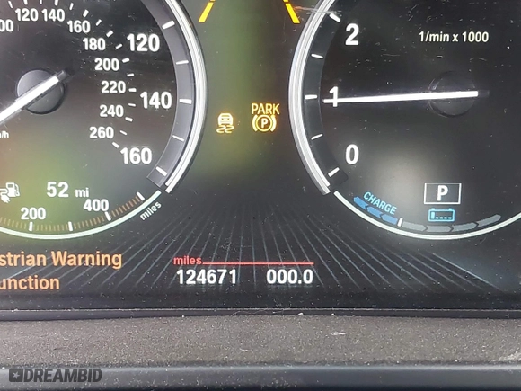 2018 BMW X5 xDrive40e iPerformance with VIN 5UXKT0C58J0V99415, listed as a IAAI auction lot 41391474 with 124,671 mi miles. Bid and sale history available at carsss.com. Image 7.