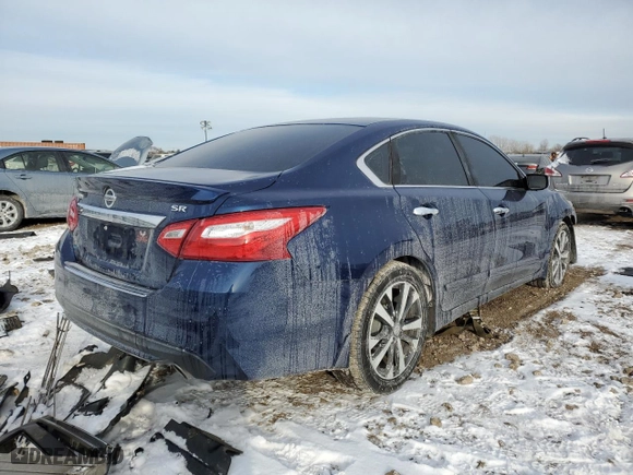 2016 Nissan Altima 2.5 SR with VIN 1N4AL3AP1GC266361, listed as a Copart auction lot 42043085 with 123,873 mi miles and Salvage Title. Bid and sale history available at carsss.com. Image 3.
