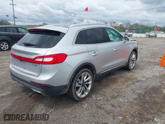2016 Lincoln MKX Reserve with VIN 2LMPJ8LP8GBL84279, listed as a IAAI auction lot 41900294 with 70,958 mi miles. Bid and sale history available at carsss.com. Image 4.