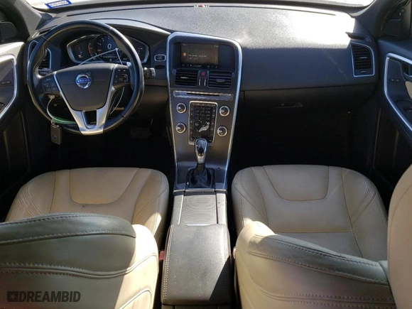 2015 Volvo XC60 T6 Drive-E with VIN YV449MDK1F2704762, listed as a Copart auction lot 72141943 with 92,083 mi miles. Bid and sale history available at carsss.com. Image 8.