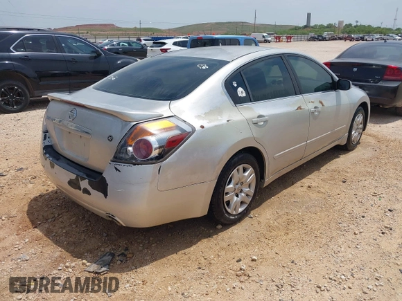 2009 Nissan Altima SL with VIN 1N4AL21EX9N462850, listed as a IAAI auction lot 42051163 with 182,350 mi miles and . Bid and sale history available at DreamBid. Image 4.