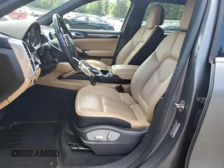 2014 Porsche Cayenne z VIN WP1AA2A25ELA95155, wystawiony jako Copart lot #58246865 z przebiegiem 181 971 mil mil oraz Szkoda całkowita • Salvage title. Historia ofert i sprzedaży dostępna na DreamBid. Obrazek 7.