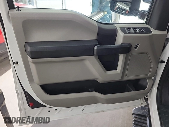 2020 Ford F-250 XL with VIN 1FT7X2B65LEC53720, listed as a IAAI auction lot 42836279 with 125,668 mi miles and . Bid and sale history available at DreamBid. Image 15.