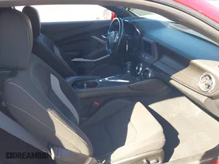 2019 Chevrolet Camaro 1LT with VIN 1G1FA1RXXK0117139, listed as a IAAI auction lot 41809598 with 24,286 mi miles. Bid and sale history available at carsss.com. Image 5.