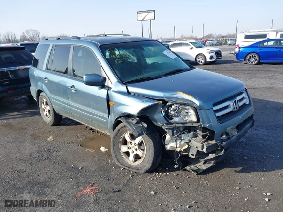 2008 Honda Pilot SE with VIN 5FNYF28308B019298, listed as a IAAI auction lot 41352461 with 283,806 mi miles. Bid and sale history available at carsss.com. Image 1.