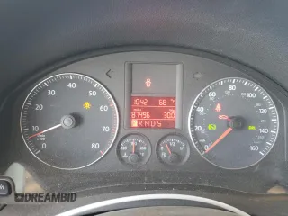2007 Volkswagen Rabbit с VIN WVWBR71K47W026020, выставлен на аукционе Copart как лот 51608765 с пробегом 87 496 миль миль и Чистый • Clean title. История ставок и продаж доступна на DreamBid. Изображение 9.
