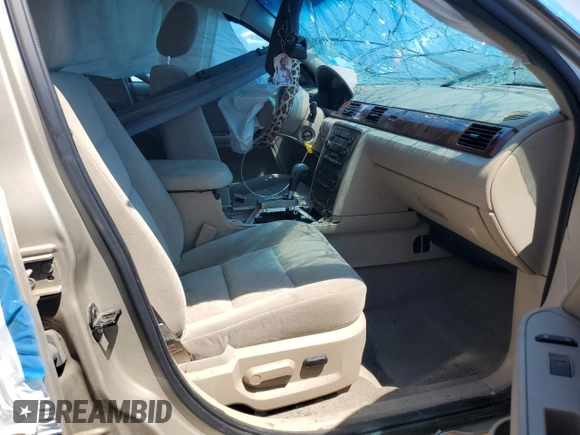 2005 Ford Five Hundred SEL with VIN 1FAHP24195G160685, listed as a Copart auction lot 61601335 with Not provided miles and Salvage title. Bid and sale history available at DreamBid. Image 7.
