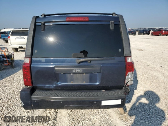 2010 Jeep Commander Sport with VIN 1J4RH4GK8AC157395, listed as a Copart auction lot 70649364 with 158,338 mi miles and Salvage Title. Bid and sale history available at carsss.com. Image 6.