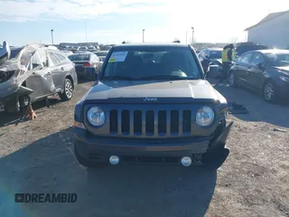 2015 Jeep Patriot Sport with VIN 1C4NJRBB1FD206631, listed as a IAAI auction lot 41703924 with 129,941 mi miles and . Bid and sale history available at carsss.com. Image 12.