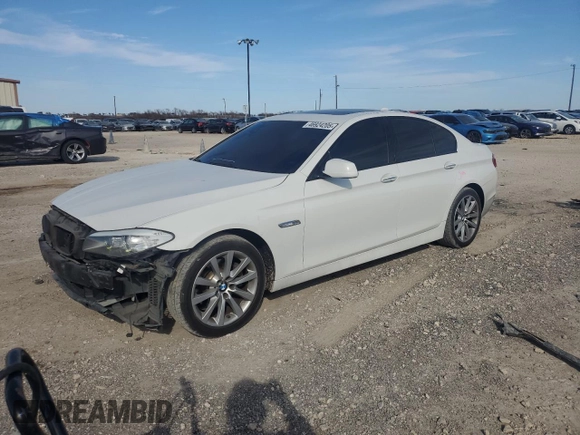 2012 BMW 5 Series 528i with VIN WBAXG5C51CDY29734, listed as a Copart auction lot 46924205 with 121,833 mi miles and Salvage Title. Bid and sale history available at carsss.com. Image 1.